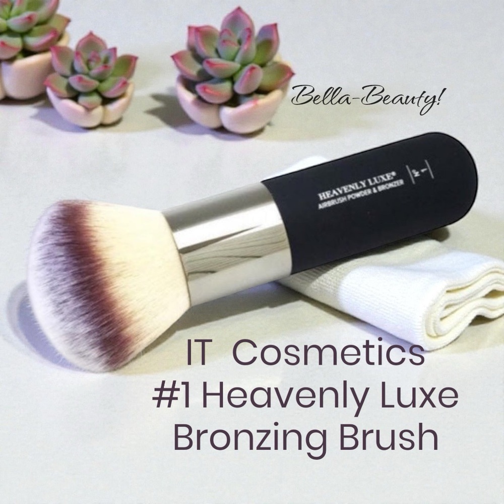 IT  #1 Heavenly Luxe Bronzing Brush |  ~NEW~ - Picture 2 of 10